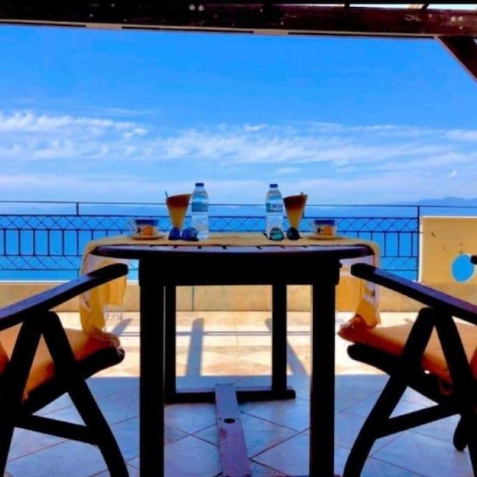 Αquaview Apartment Gythio Ngoại thất bức ảnh